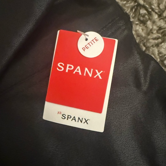 SPANX Faux Leather Leggings - Picture 7 of 9